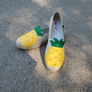 Cottagecore Pineapple Cushion Walk by Avon flats